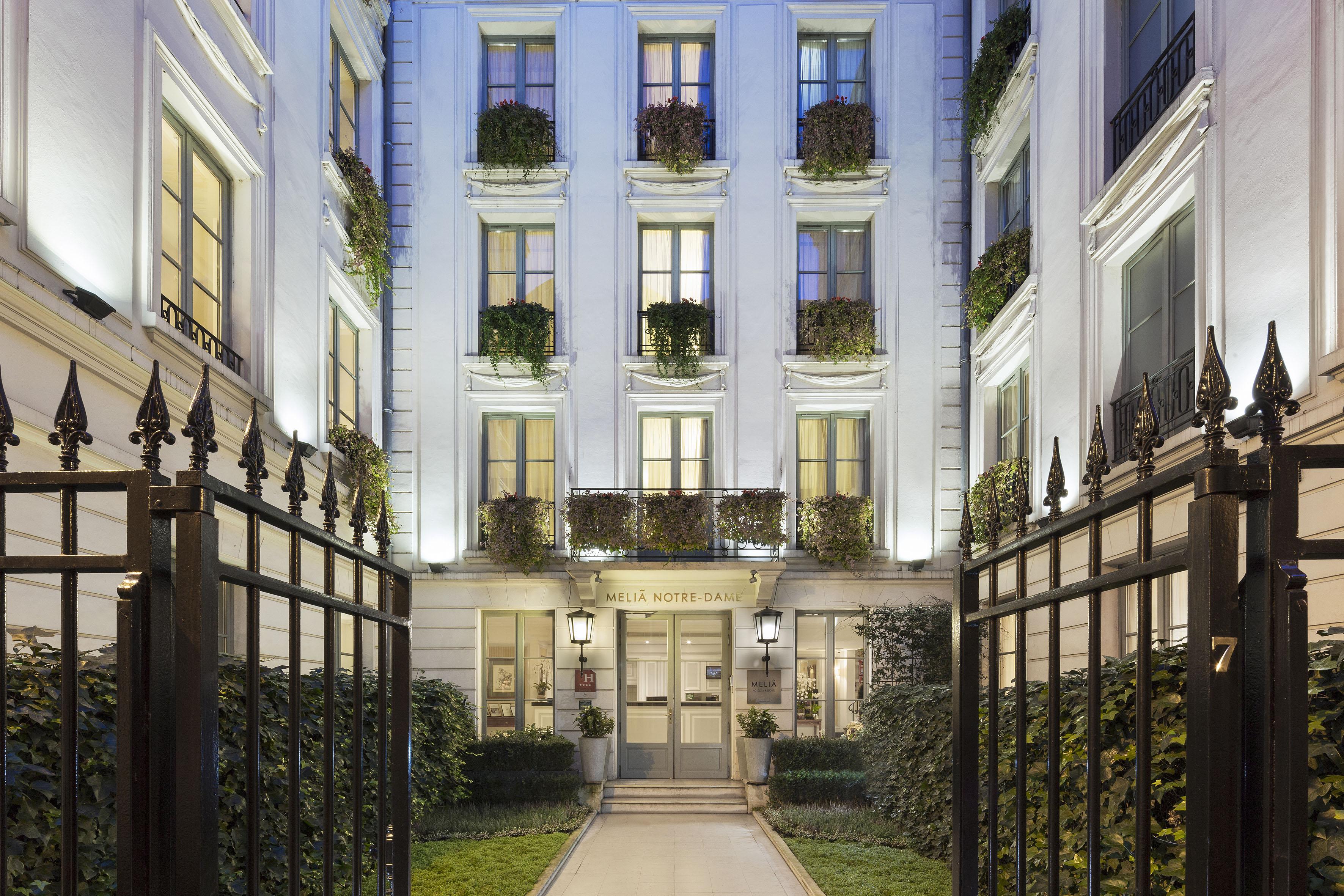 Hotel Maison Colbert Member Of Melia Collection Paris Exterior foto